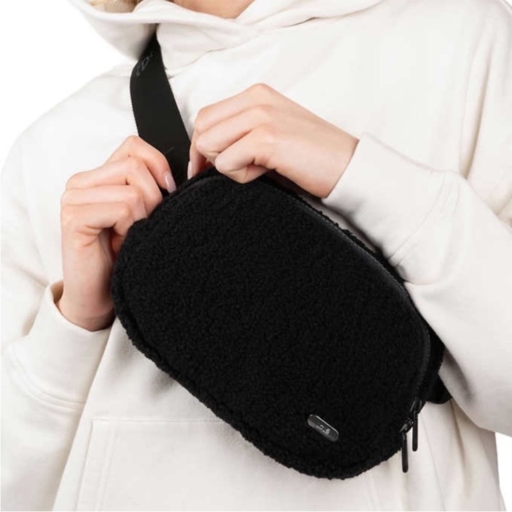 Lole Black Sherpa Crossbody Bag